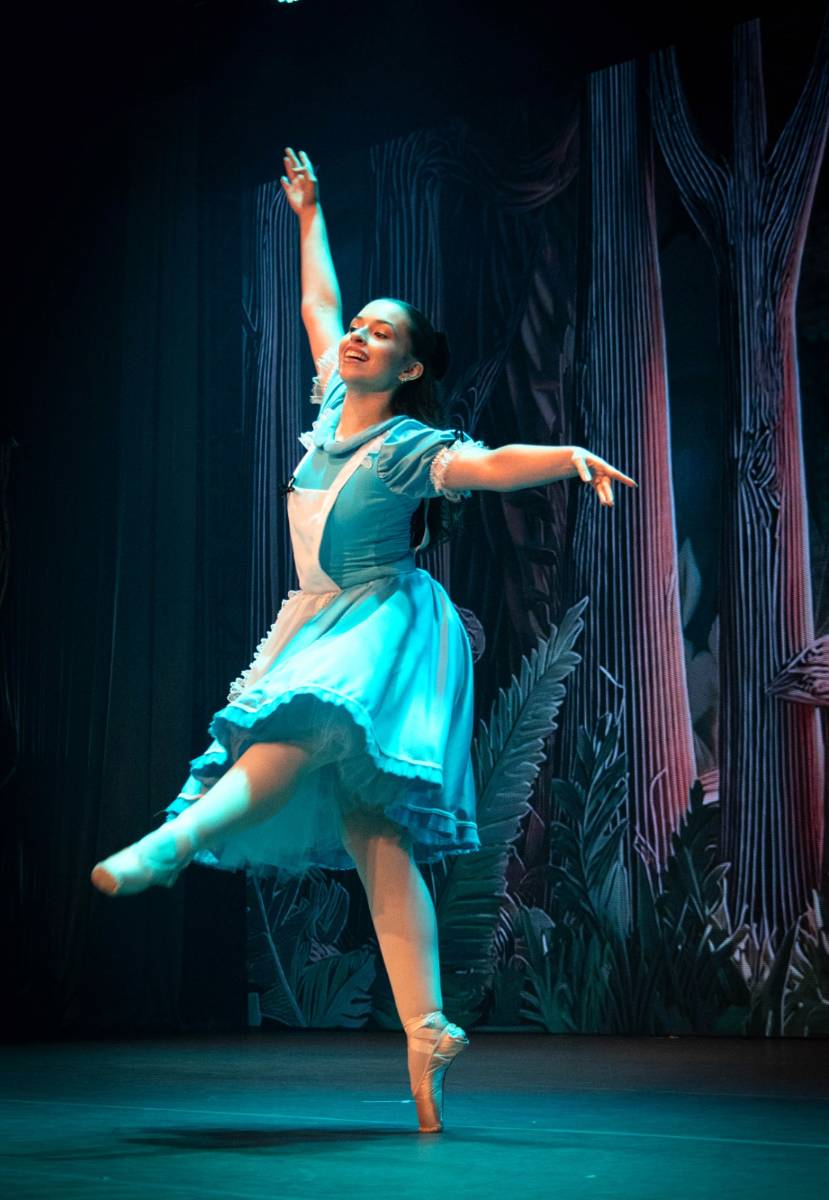 Alice no País das Maravilhas / 3ª Noite