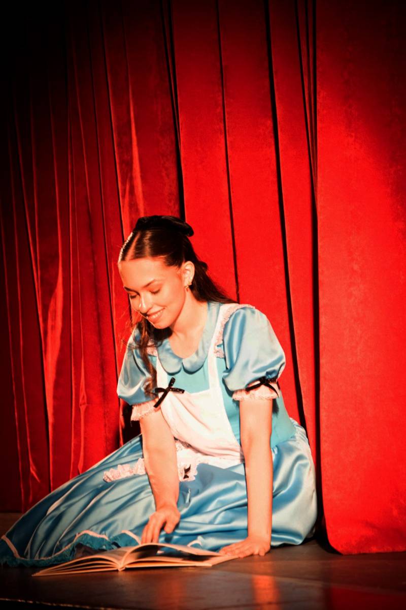 Alice no País das Maravilhas / 3ª Noite