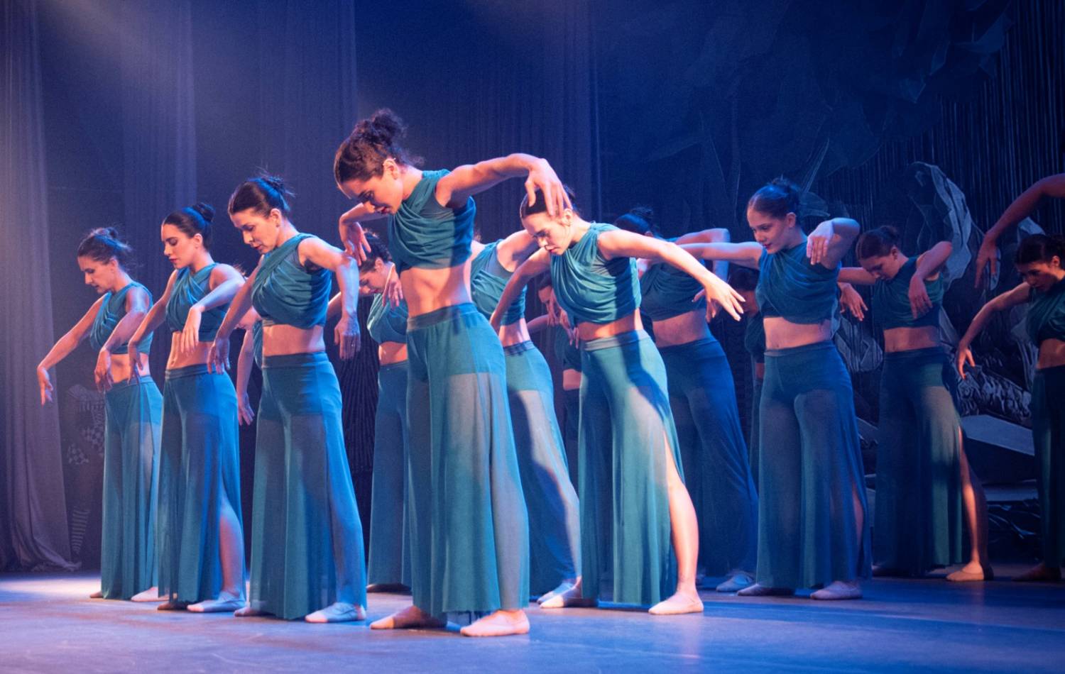 Alice no País das Maravilhas / 3ª Noite