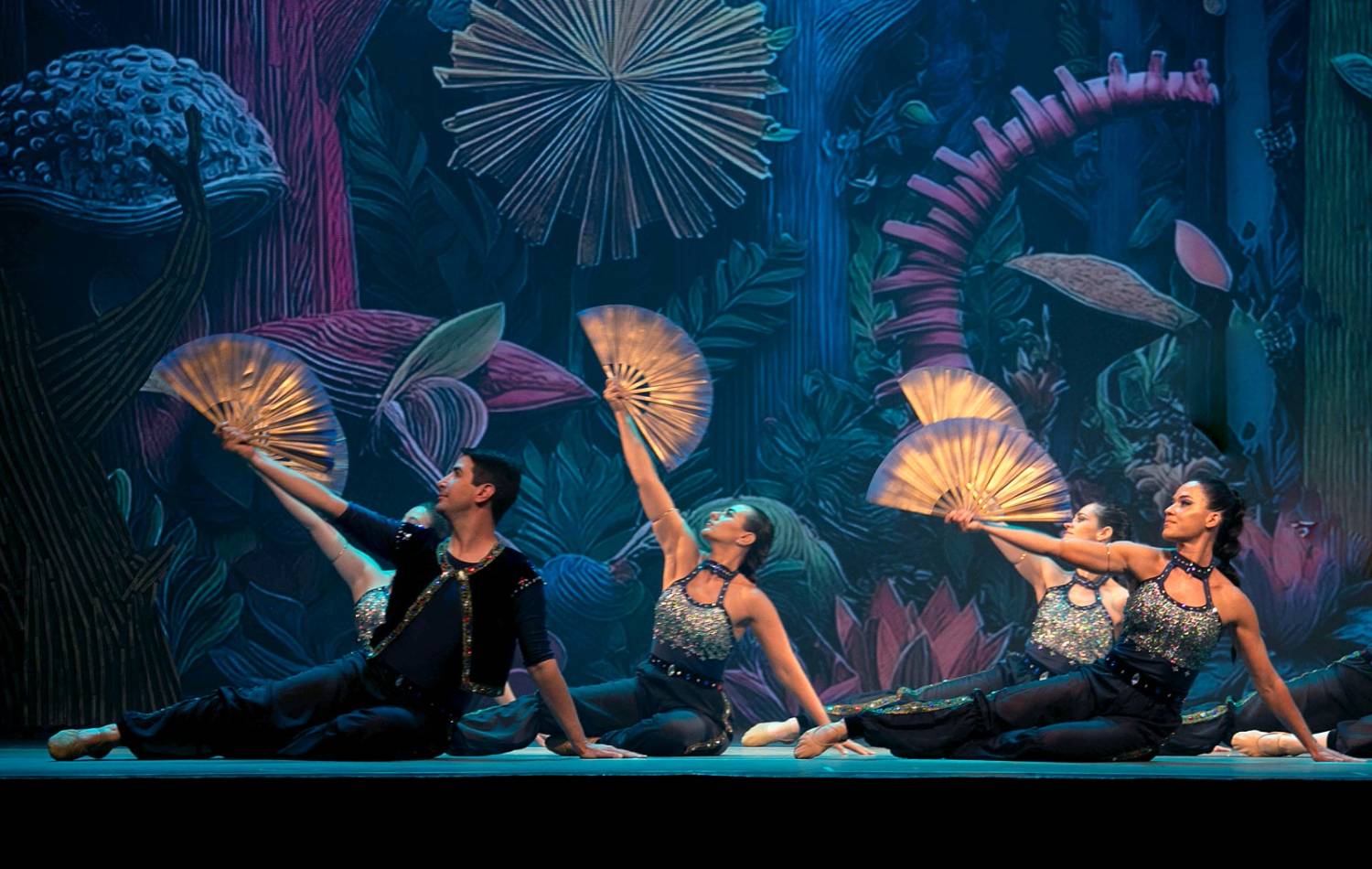 Alice no País das Maravilhas / 3ª Noite