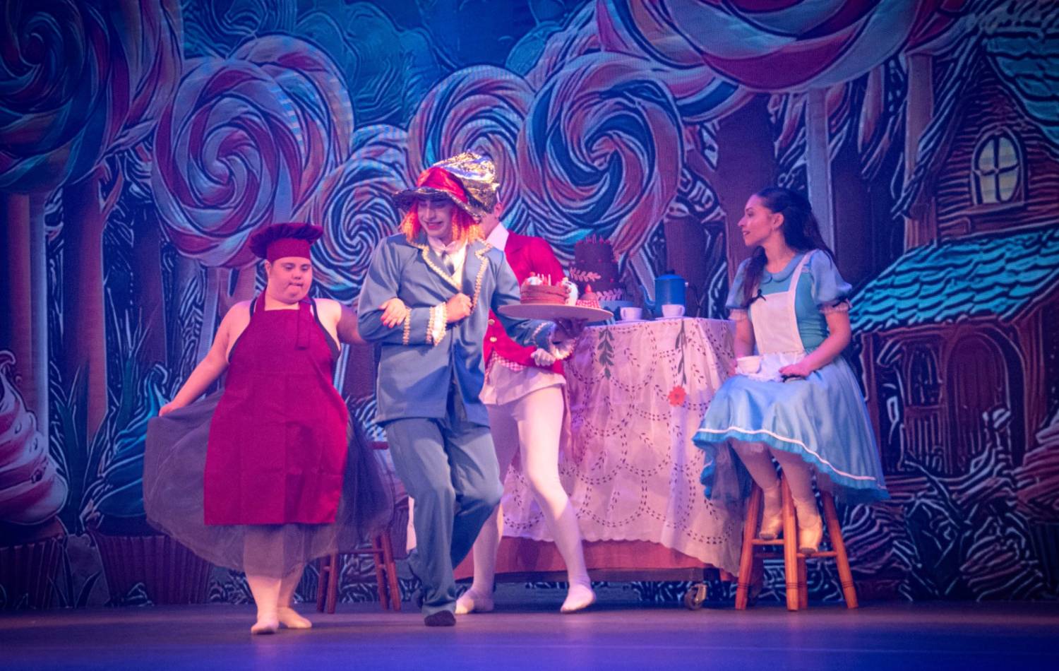 Alice no País das Maravilhas / 3ª Noite