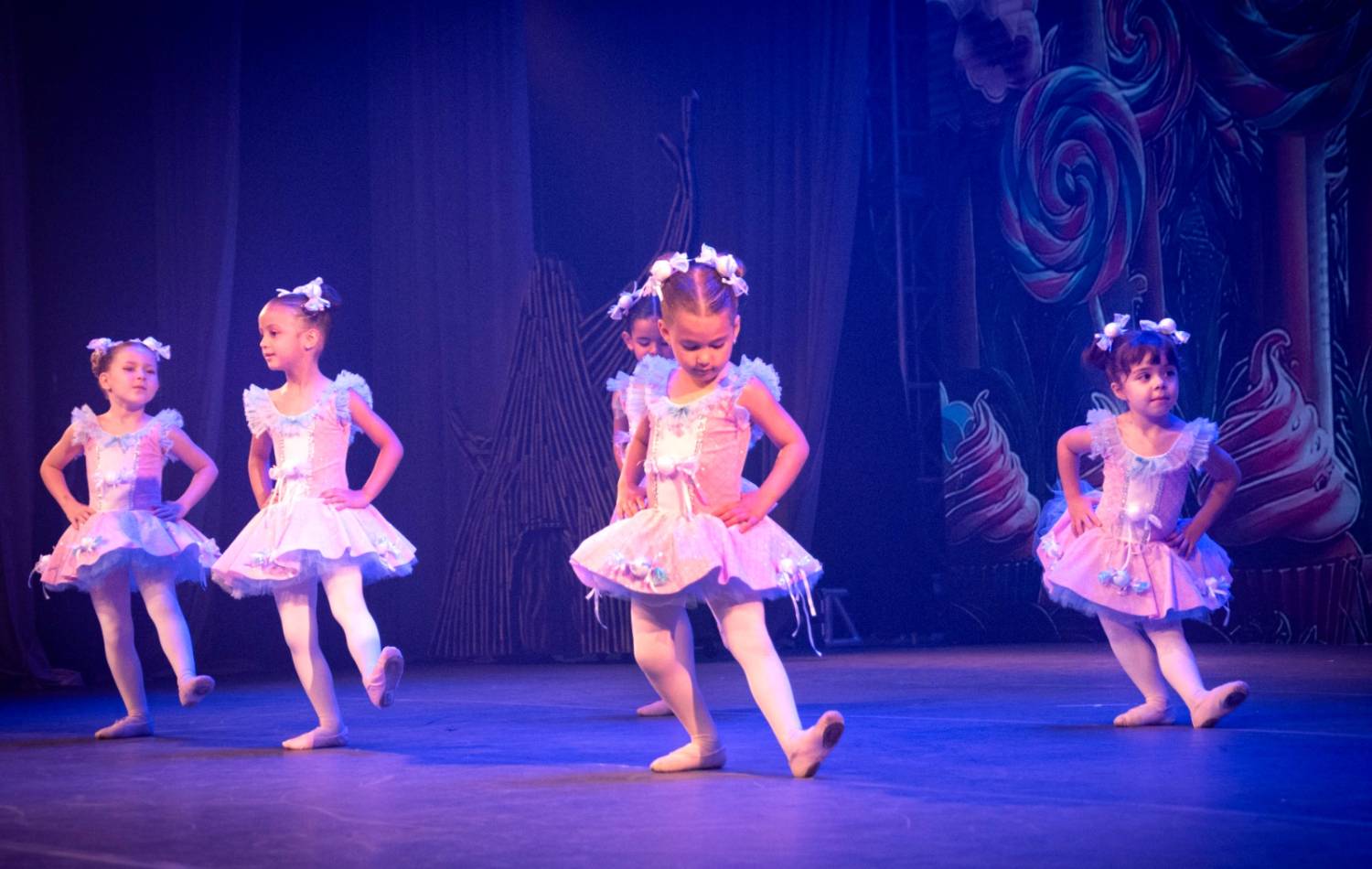 Alice no País das Maravilhas / 3ª Noite