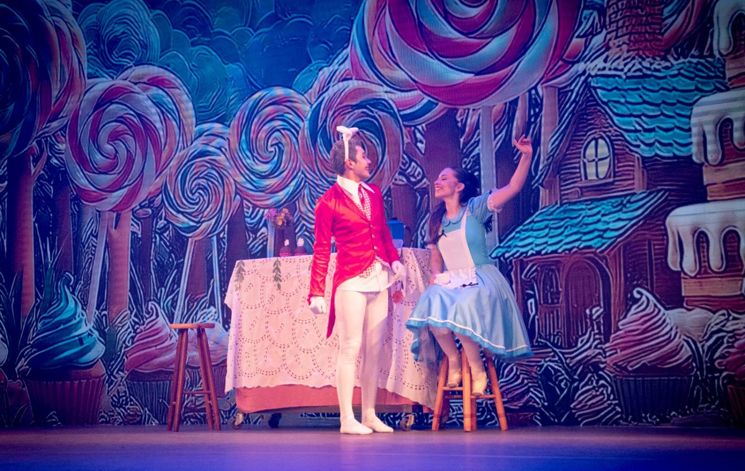 Alice no País das Maravilhas / 3ª Noite