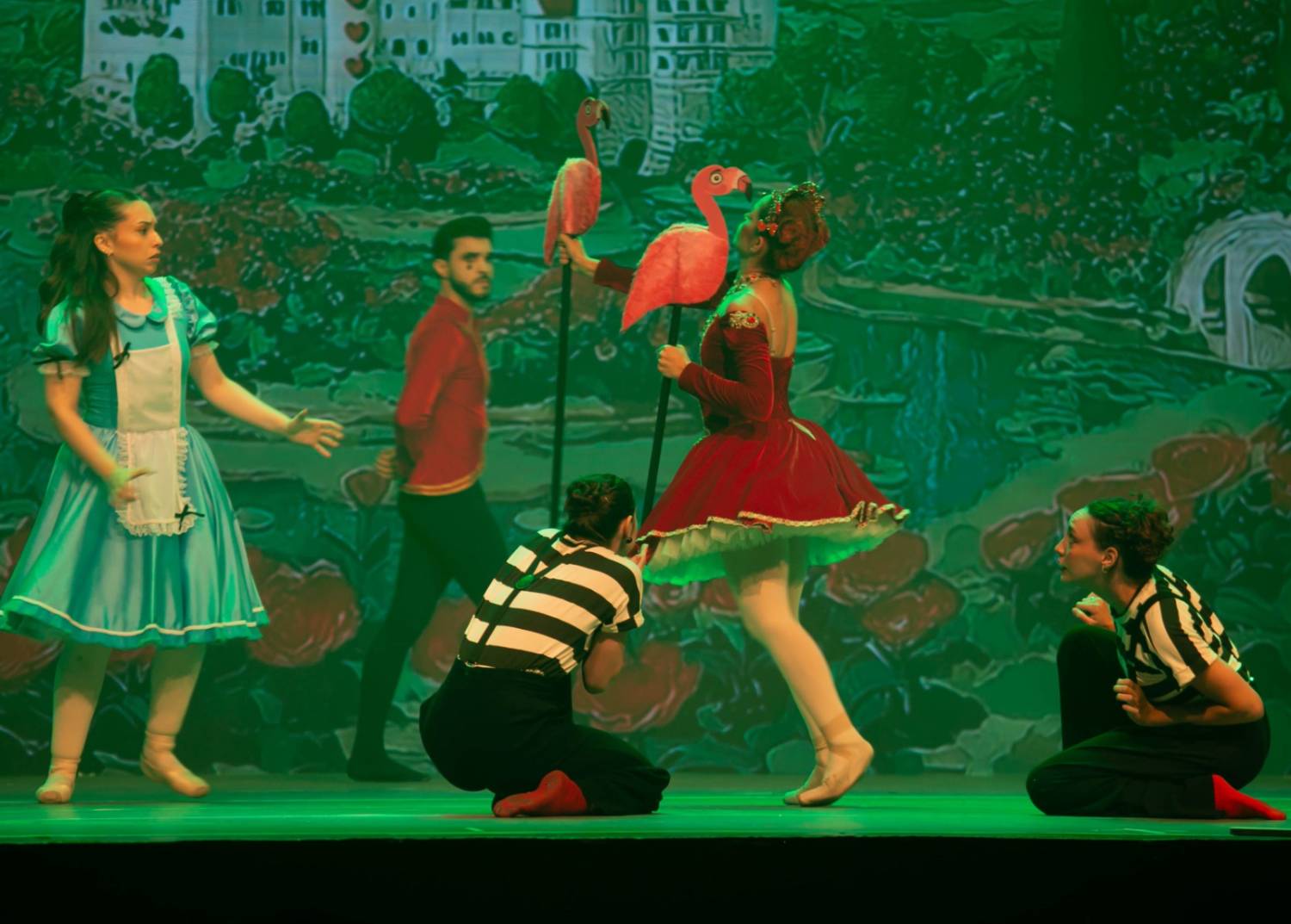 Alice no País das Maravilhas / 3ª Noite